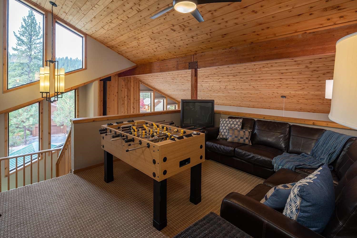 342 Skidder Trail Truckee, CA 96161 - Photo 13 of 21 a bedroom with furniture and a window