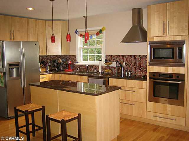 3019 Kenmore Road Richmond, VA 23225 - Photo 6 of 14 Gallery Image 6