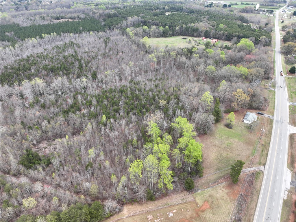 4098 Highway 11 Inman, SC 29349 - Photo 3 of 5