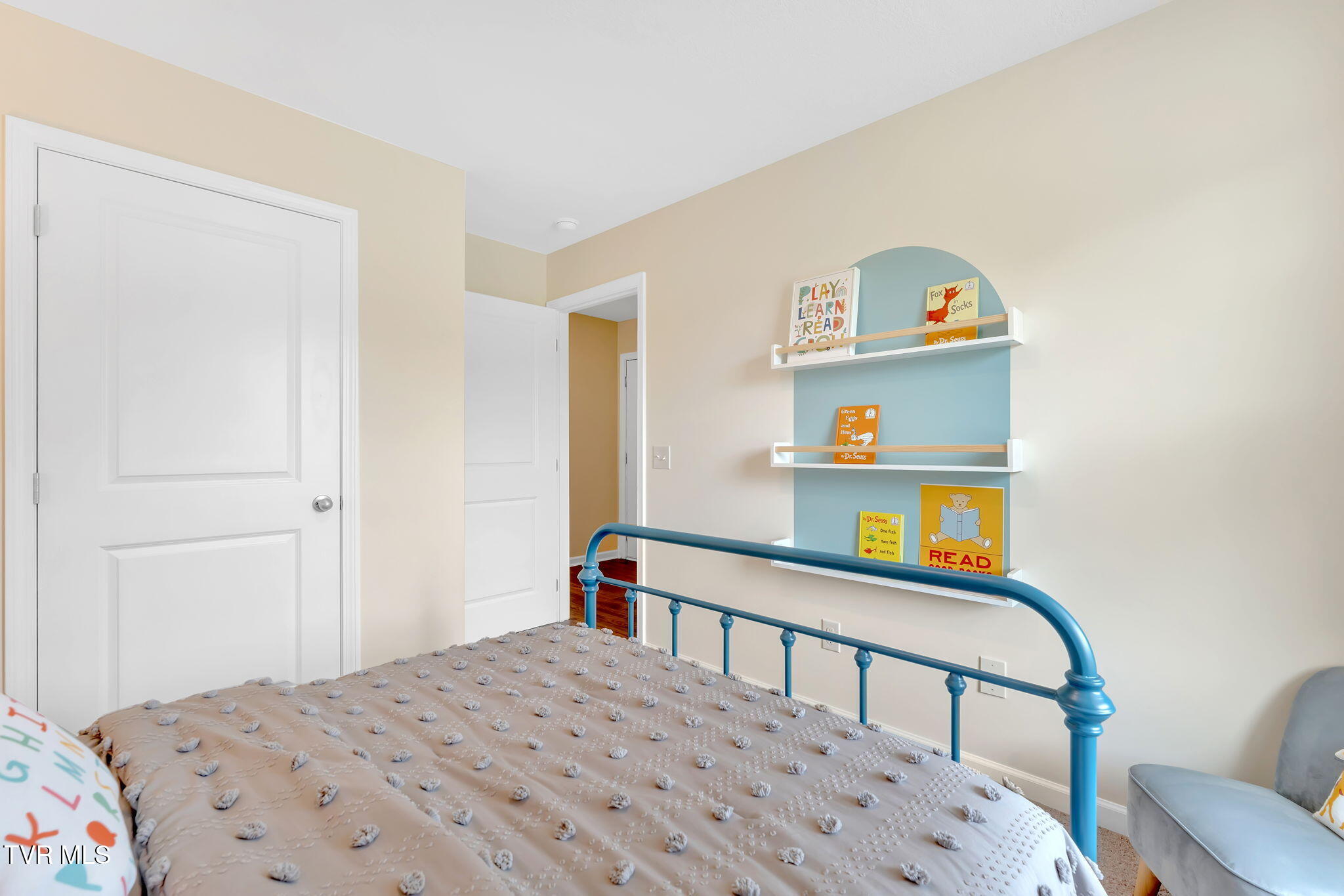 413 Arrowhead Drive Johnson City, TN 37601 - Photo 12 of 23 14-web-or-mls-DSC04892