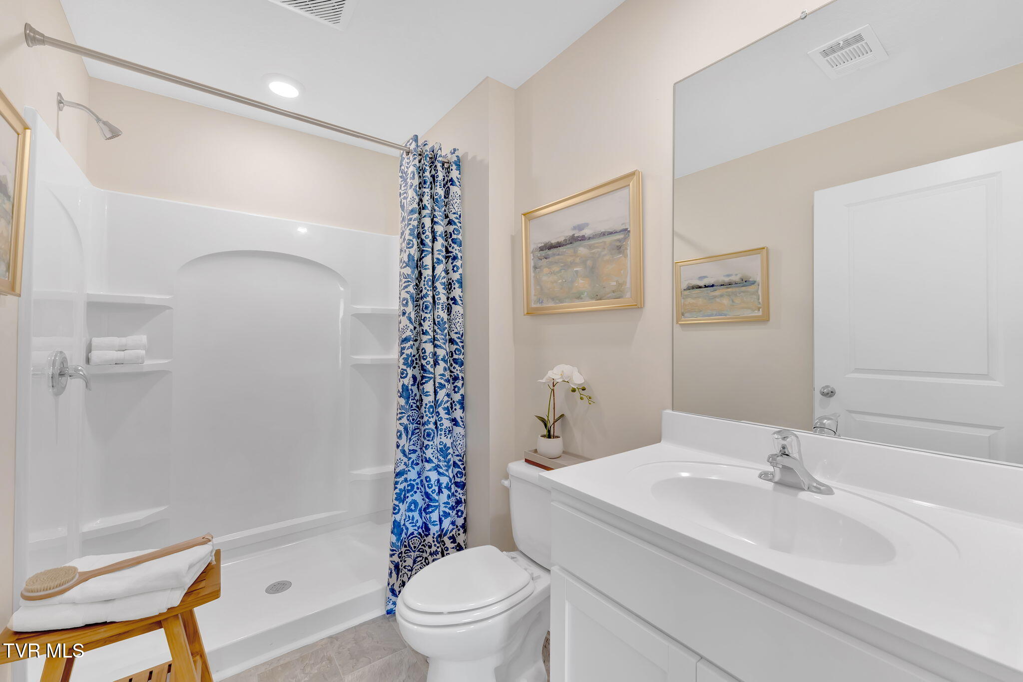 413 Arrowhead Drive Johnson City, TN 37601 - Photo 19 of 23 21-web-or-mls-DSC04913