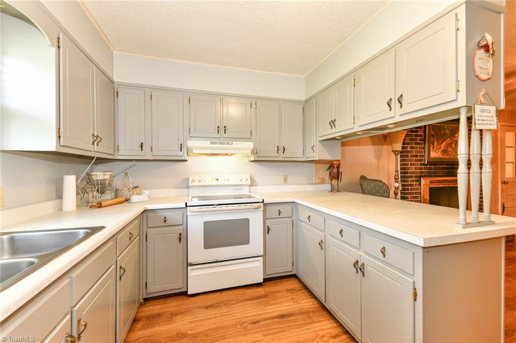 1225 Bethany Church Road Winston-Salem, NC 27107 - Photo 12 of 33