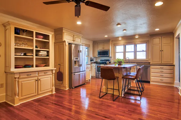 $799,990 | N2625 County Road South, Mitchell, WI 53011