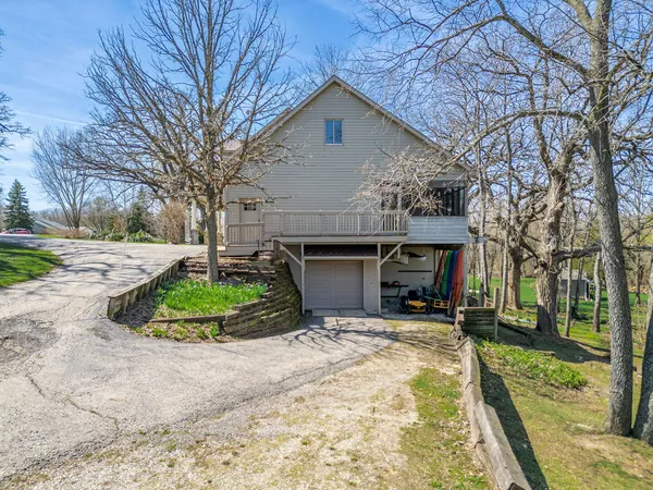 $537,500 | 7308 Beach Court, Wonder Lake, IL 60097