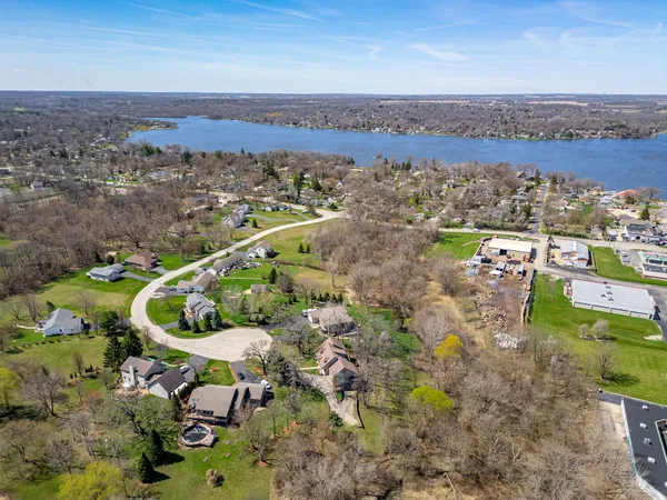$537,500 | 7308 Beach Court, Wonder Lake, IL 60097