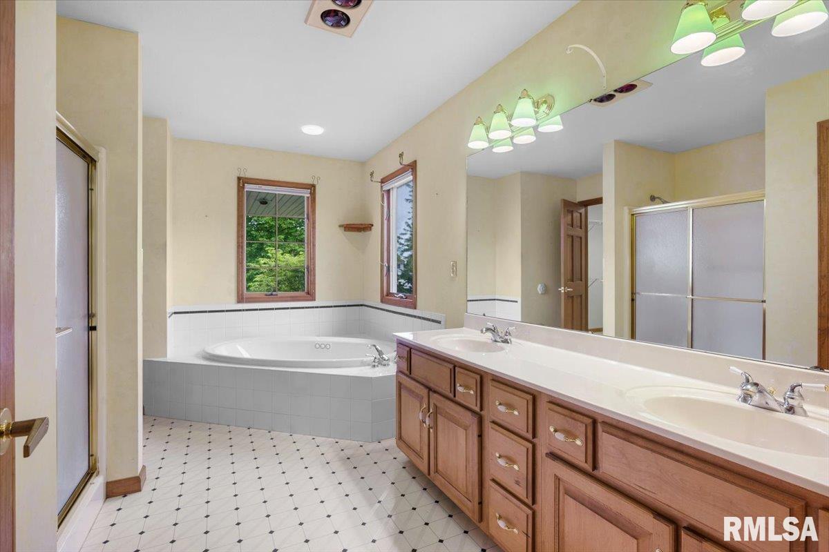 4204 Lavender Lane Springfield, IL 62711 - Photo 18 of 38