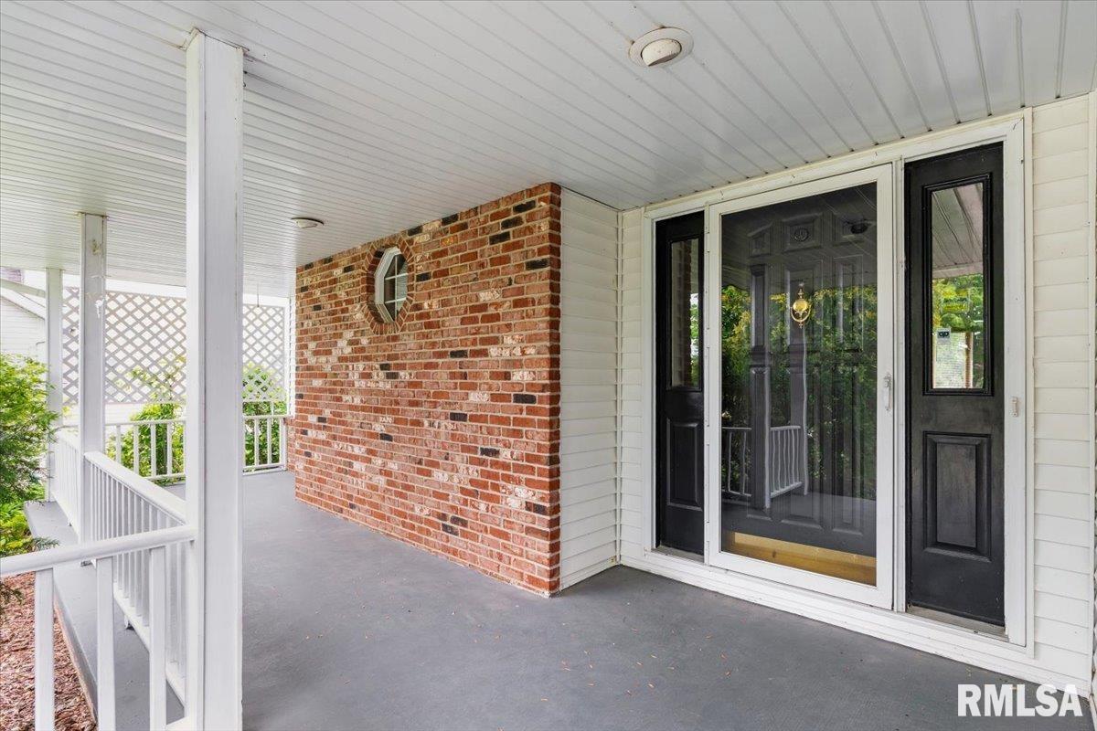 4204 Lavender Lane Springfield, IL 62711 - Photo 3 of 38