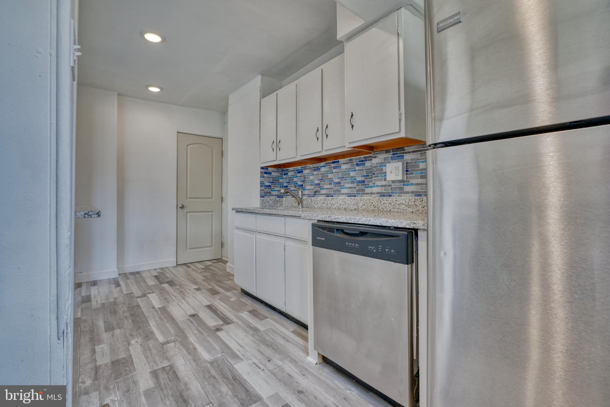 27 Portship Road Dundalk, MD 21222 - Photo 7 of 23