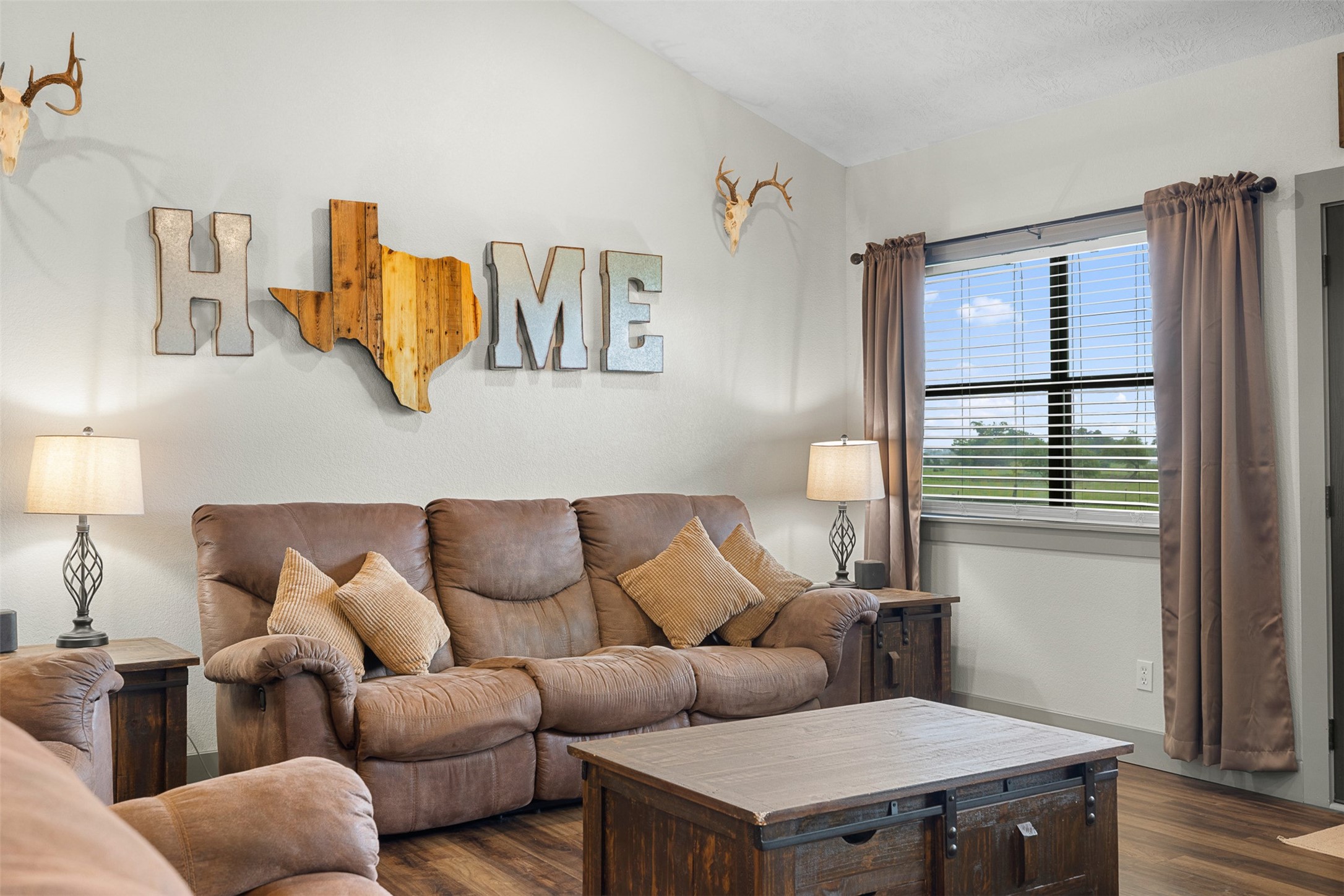 493 Hodde Road Burton, TX 77835 - Photo 10 of 47