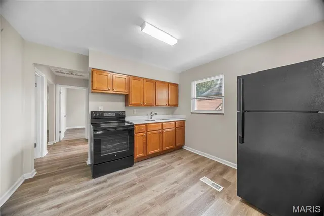 $139,900 | 1237 Fairview Avenue, University City, MO 63130