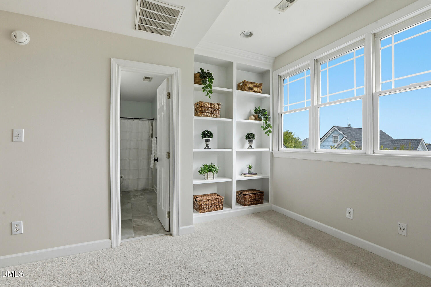 470 Magdala Place Apex, NC 27502 - Photo 23 of 56 470 Magdala Pl Apex NC 27502-large-035-0