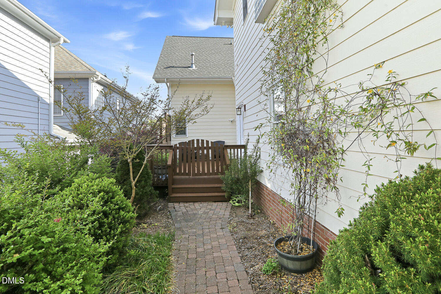 470 Magdala Place Apex, NC 27502 - Photo 40 of 56 470 Magdala Pl Apex NC 27502-large-053-0