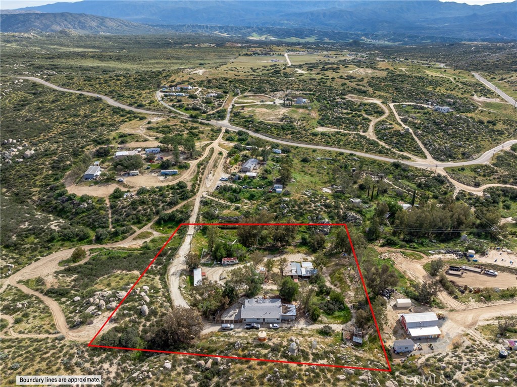 43870 Wilson Valley Road Hemet, CA 92544 - Photo 33 of 35 a view of a city with an ocean