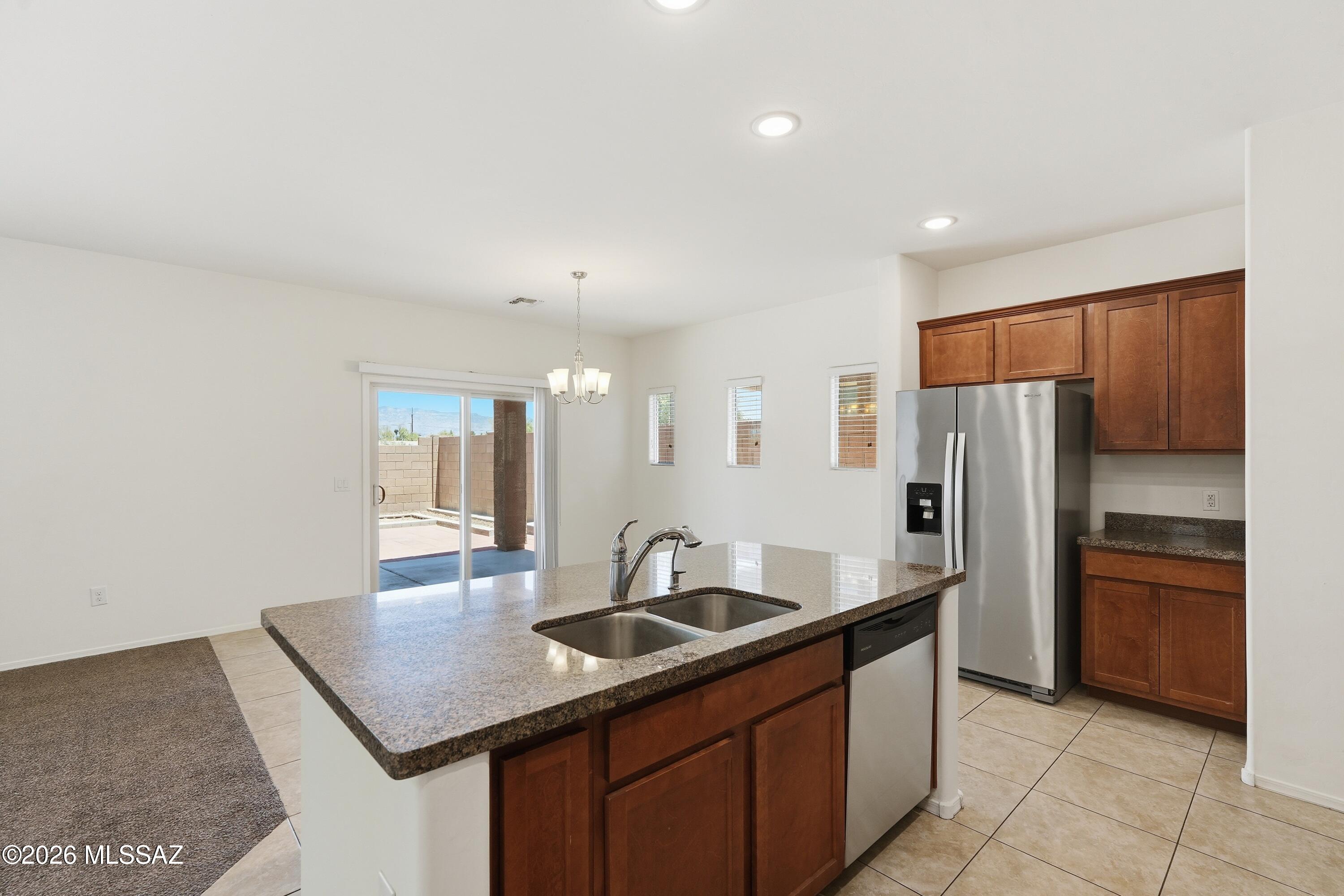 8895 East Abrams Loop Tucson, AZ 85710 - Photo 10 of 29 8895 (10)