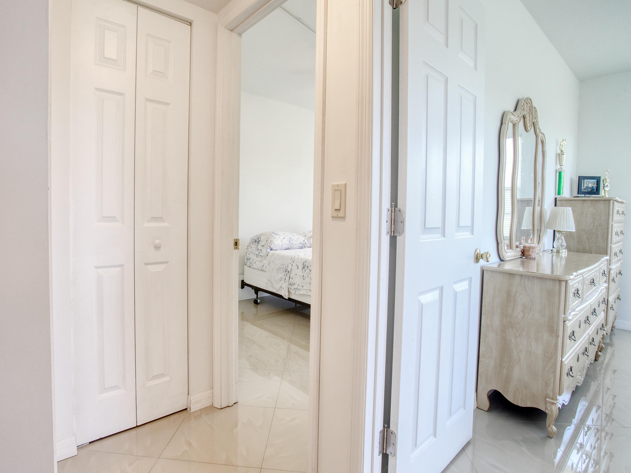 305 Preston F, Unit H Boca Raton, FL 33434 - Photo 18 of 38 BEDROOM