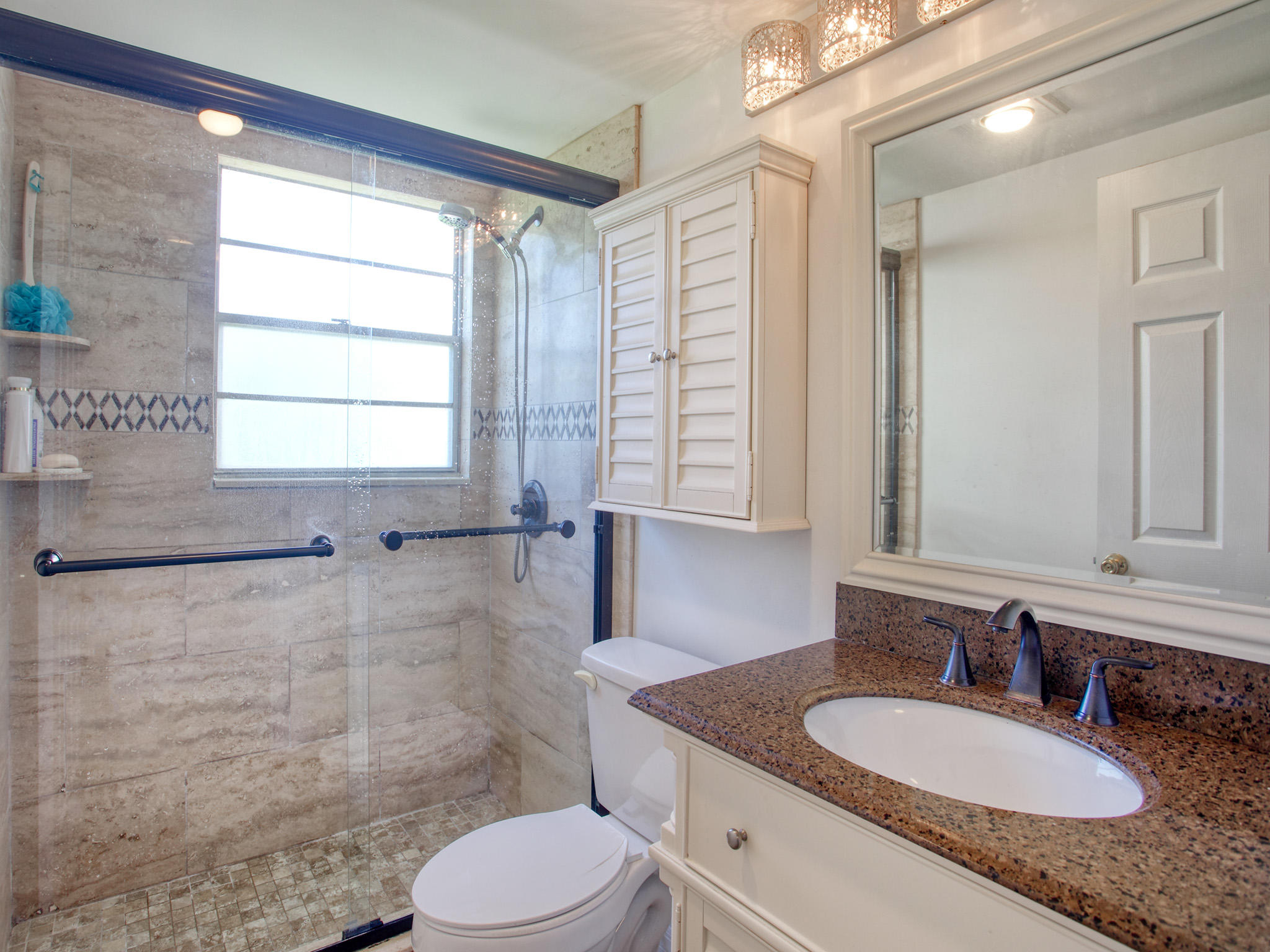 305 Preston F, Unit H Boca Raton, FL 33434 - Photo 2 of 38 BATH