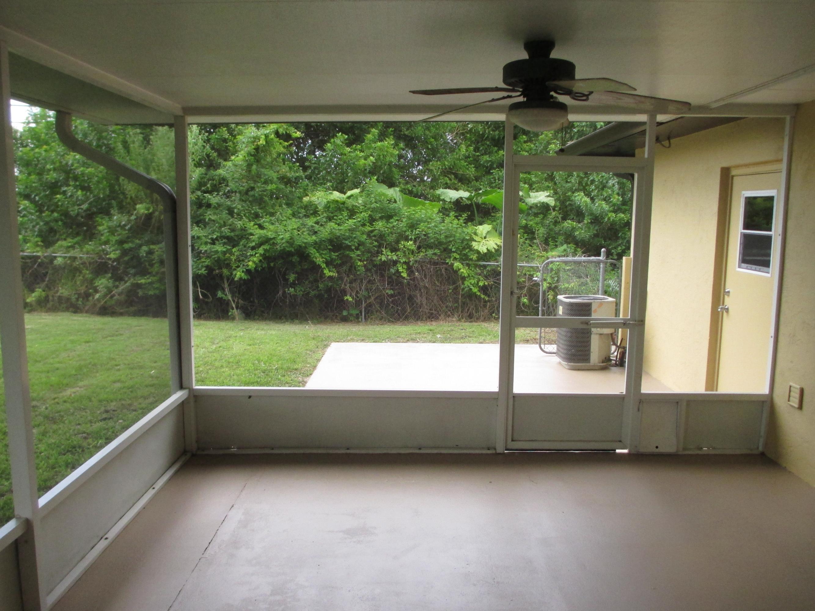 3110 Old Edwards Road Fort Pierce, FL 34981 - Photo 13 of 30 3110 Old Edwards Rd 013