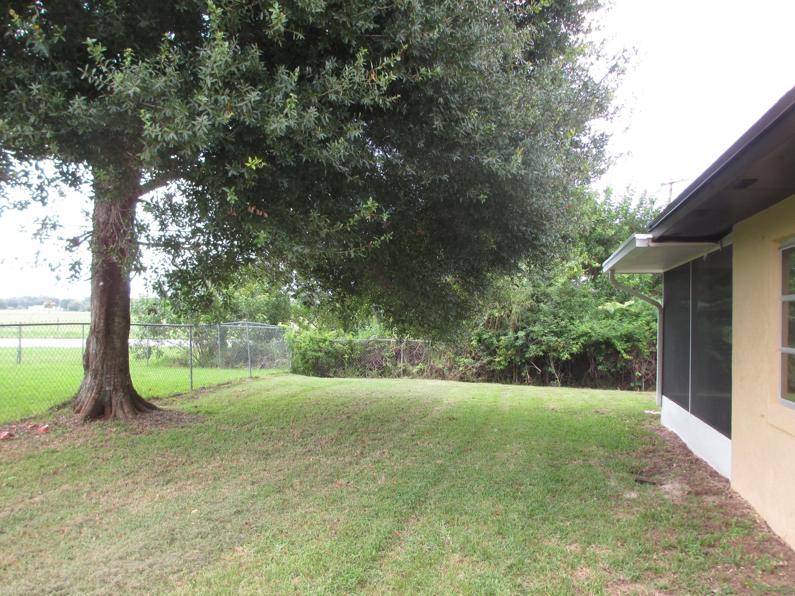 3110 Old Edwards Road Fort Pierce, FL 34981 - Photo 9 of 30 3110 Old Edwards Rd 009
