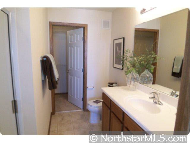 4615 Victor Path, Unit 3 Hugo, MN 55038 - Photo 7 of 10 Gallery Image 7