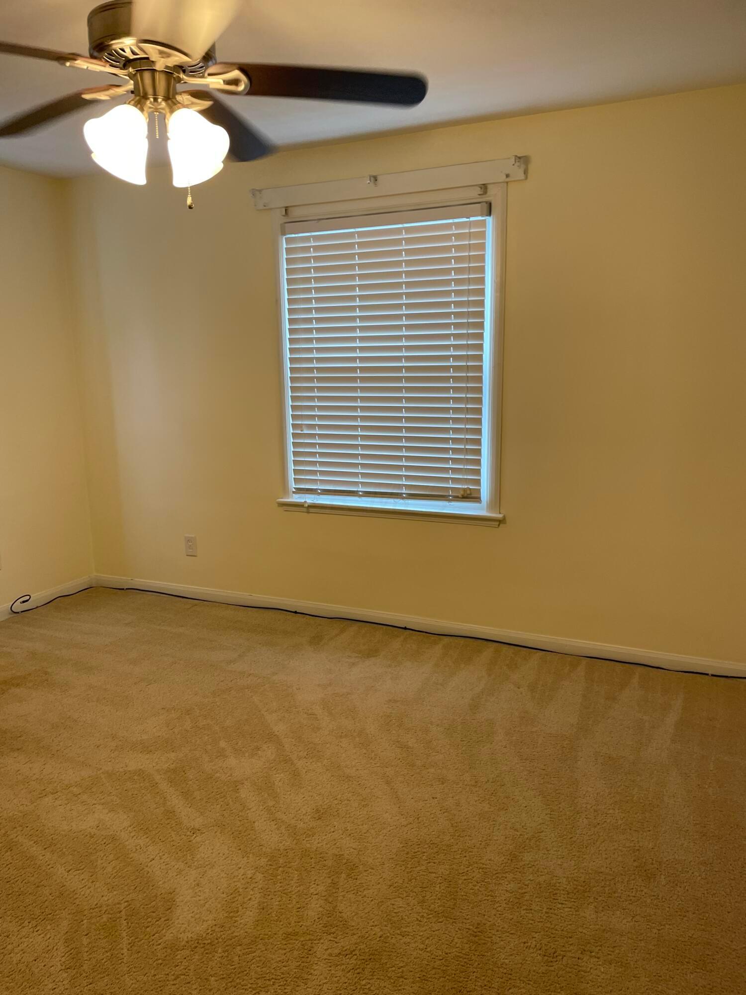 566 South James Road Columbus, OH 43213 - Photo 14 of 22 Bedroom #2