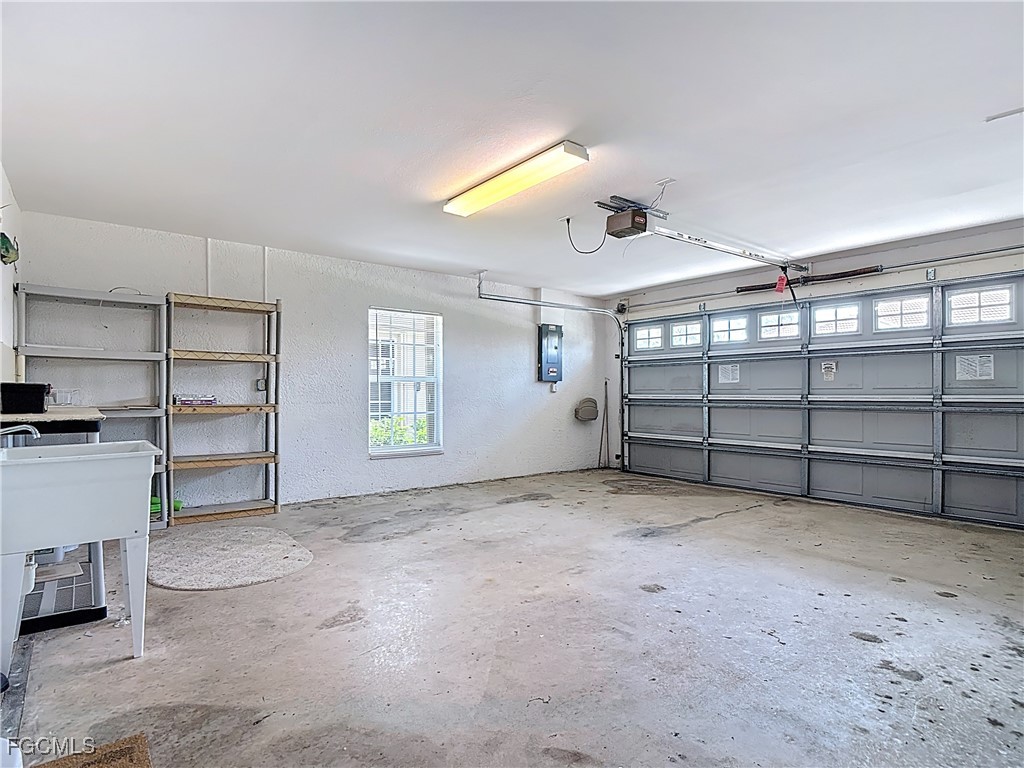 3600 Rue Alec Loop, Unit 4 North Fort Myers, FL 33917 - Photo 24 of 43 a view of a big room with closet area