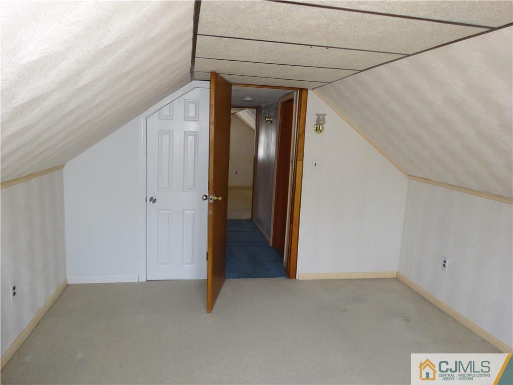 25 Sturgis Road Edison, NJ 08817 - Photo 8 of 8 a view of a hallway