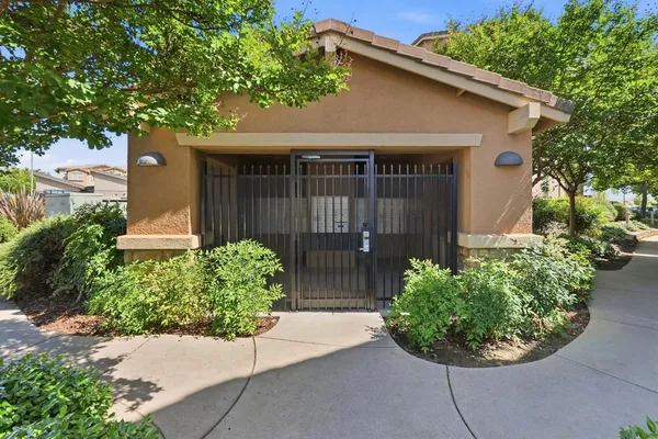 $299,000 | 1240 Whitney Ranch Parkway, Unit PW338, Rocklin, CA 95765