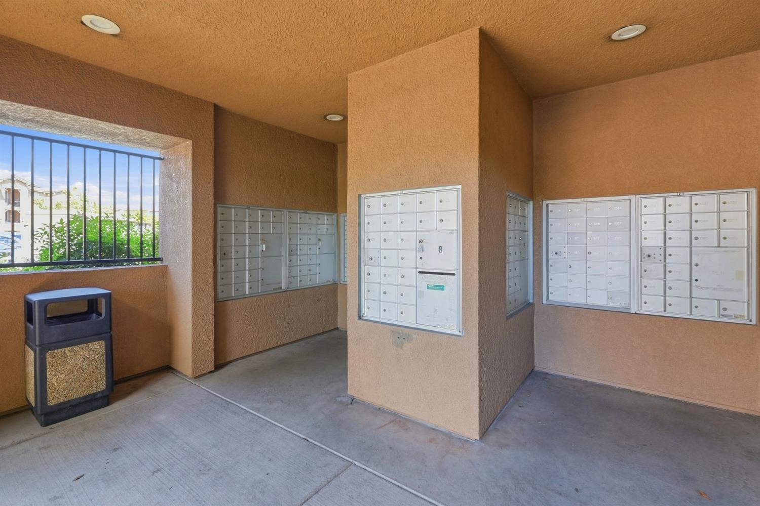 1240 Whitney Ranch Parkway, Unit PW338 Rocklin, CA 95765 - Photo 54 of 58 a view of an empty room with a window