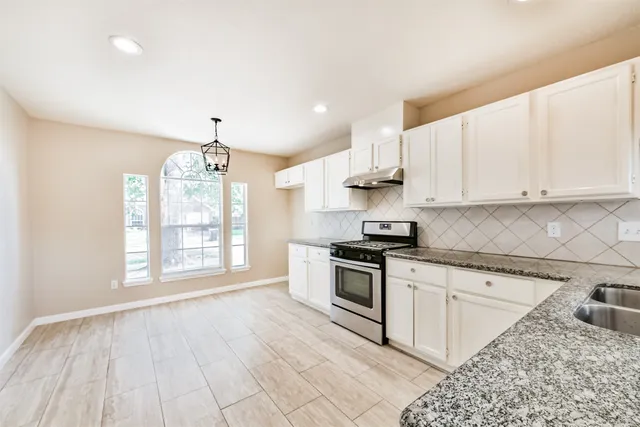 $335,000 | 3502 Sheldon Drive, Pearland, TX 77584