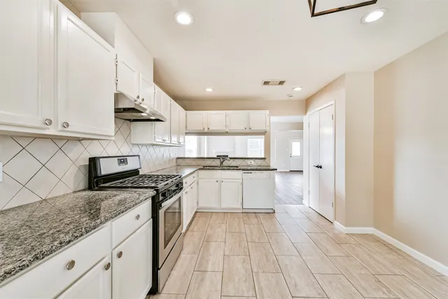 $335,000 | 3502 Sheldon Drive, Pearland, TX 77584