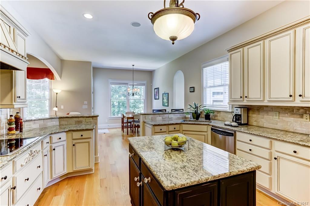 4213 Birkshire Heights Fort Mill, SC 29708 - Photo 12 of 24 Gallery Image 12