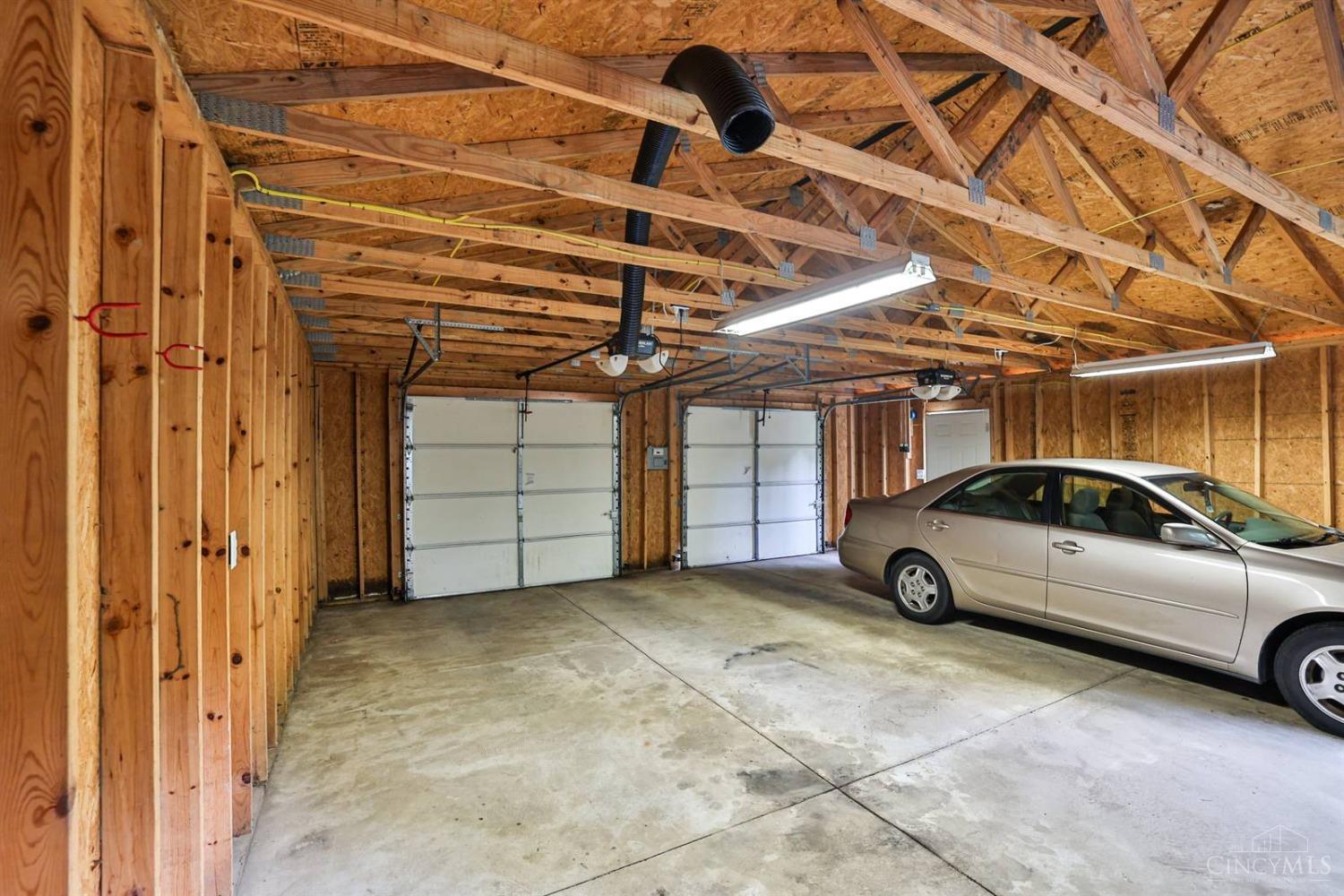 5346 Belclare Road Cincinnati, OH 45247 - Photo 28 of 38