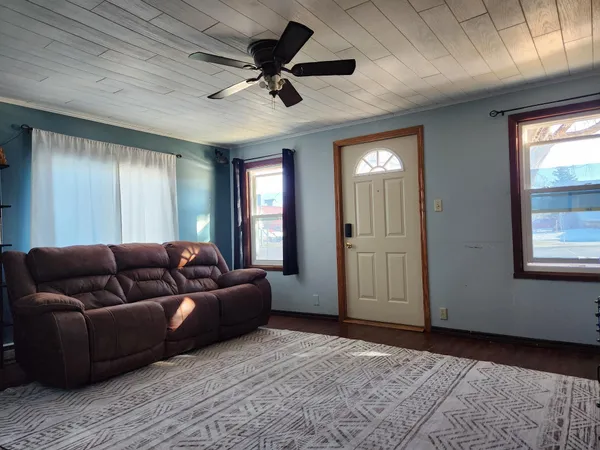 $144,900 | 202 Langer Avenue South, Casselton, ND 58012