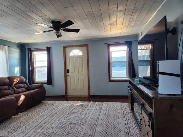 $144,900 | 202 Langer Avenue South, Casselton, ND 58012