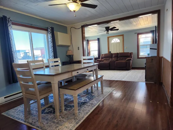 $144,900 | 202 Langer Avenue South, Casselton, ND 58012