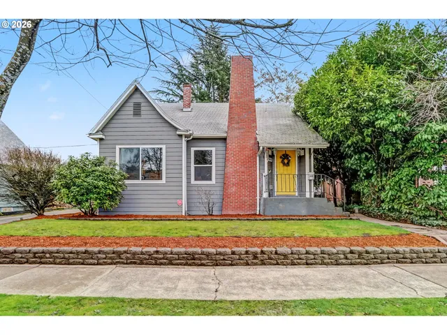 $425,000 | 1050 Summer Street Northeast, Salem, OR 97301