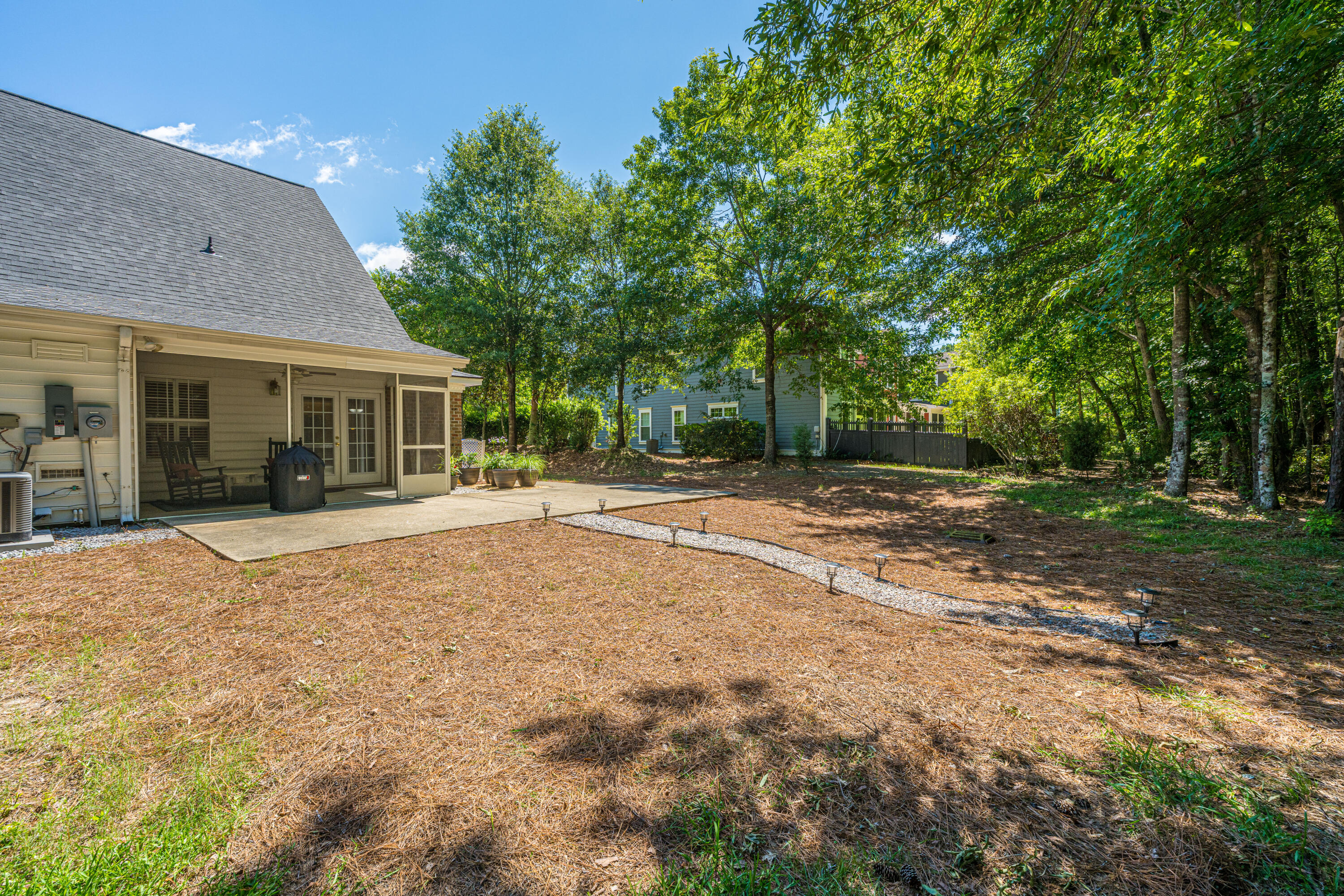 2080 Kings Gate Lane Mount Pleasant, SC 29466 - Photo 33 of 36 Backyard