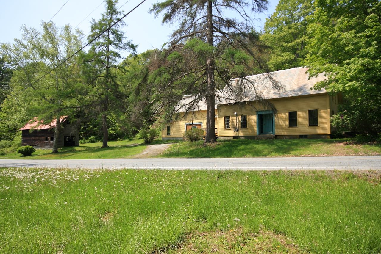 808 Jericho Road Hartford, VT 05001 - Photo 18 of 19