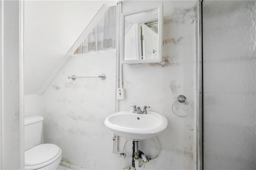 8140 Aber Road Verona, PA 15147 - Photo 25 of 29 Gallery Image 25