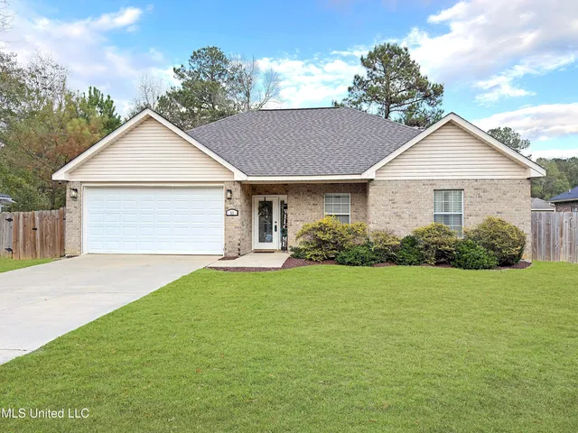 $219,000 | 11 Magenta Lane, Picayune, MS 39466