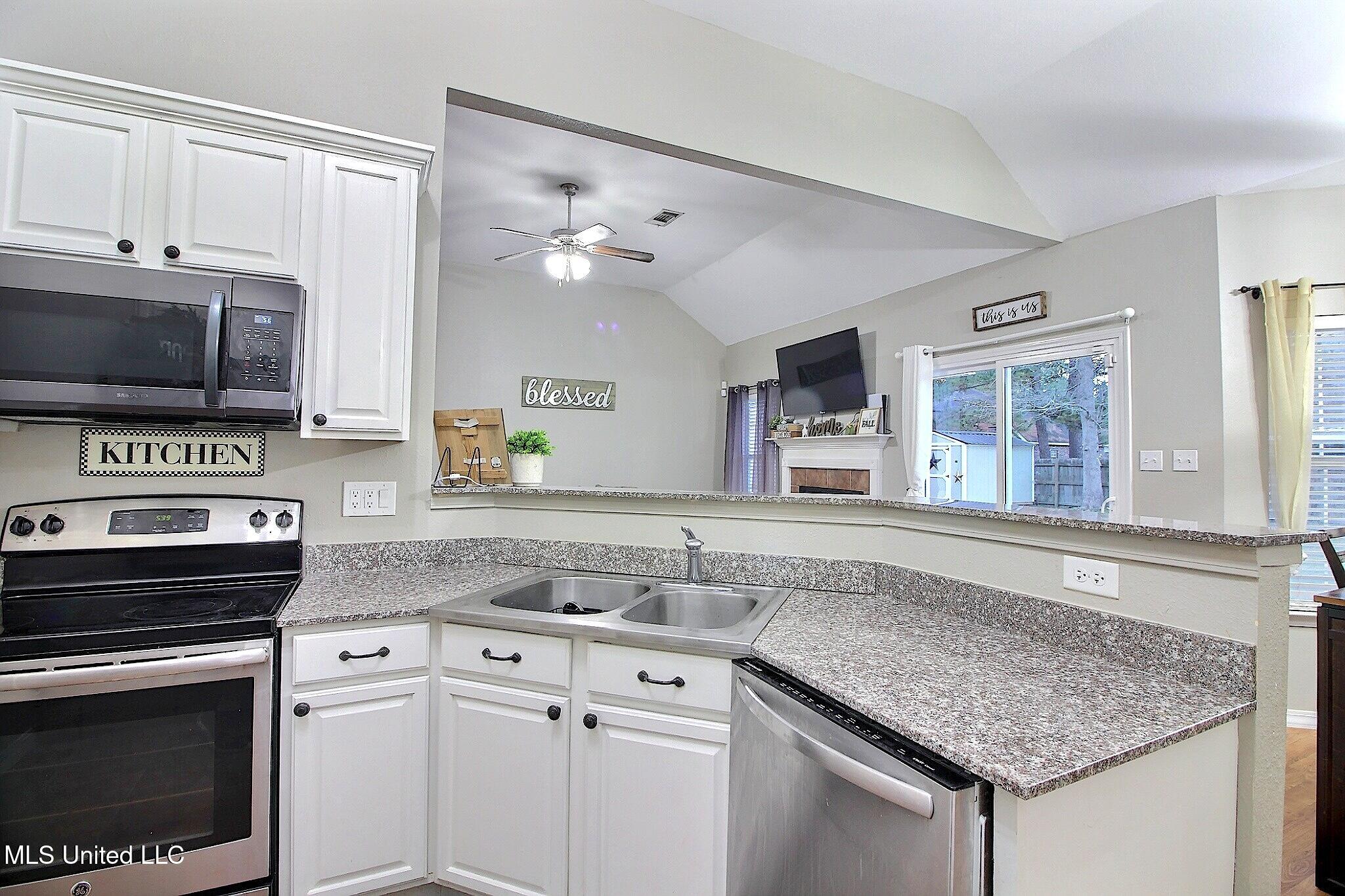 11 Magenta Lane Picayune, MS 39466 - Photo 13 of 22 14