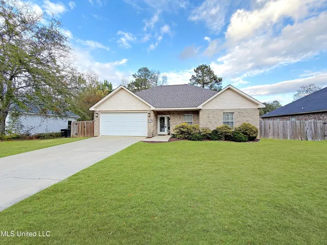$219,000 | 11 Magenta Lane, Picayune, MS 39466