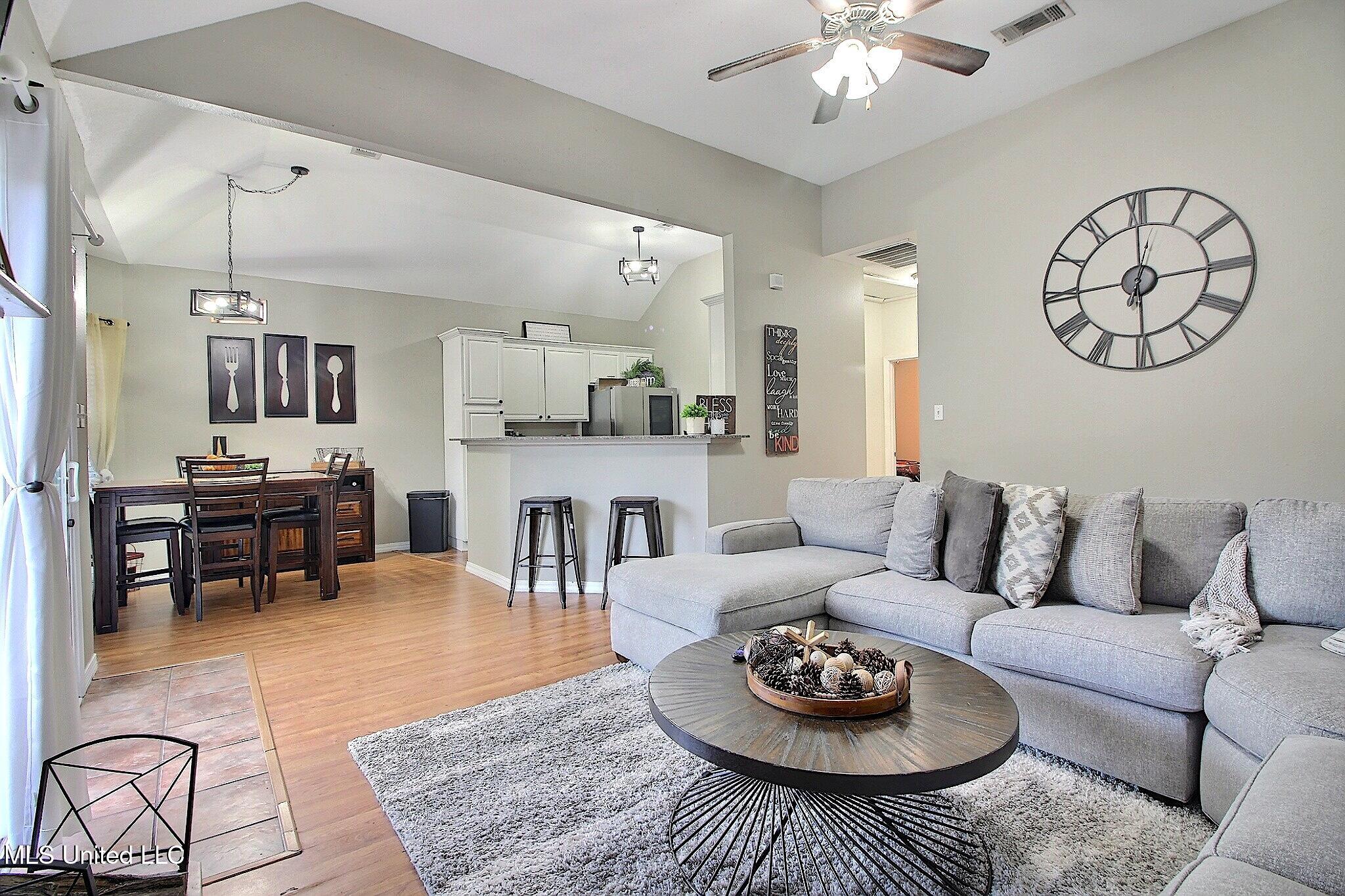 11 Magenta Lane Picayune, MS 39466 - Photo 7 of 22 8