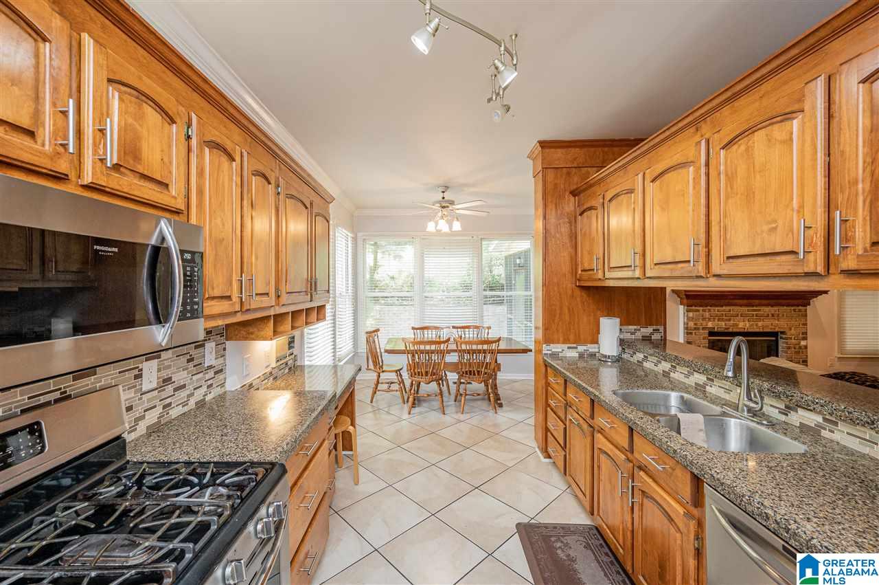 5357 Riverbend Trail Birmingham, AL 35244 - Photo 12 of 50