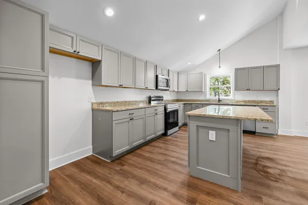 $575,000 | 1881 New Herman Road, Fayetteville, TN 37334