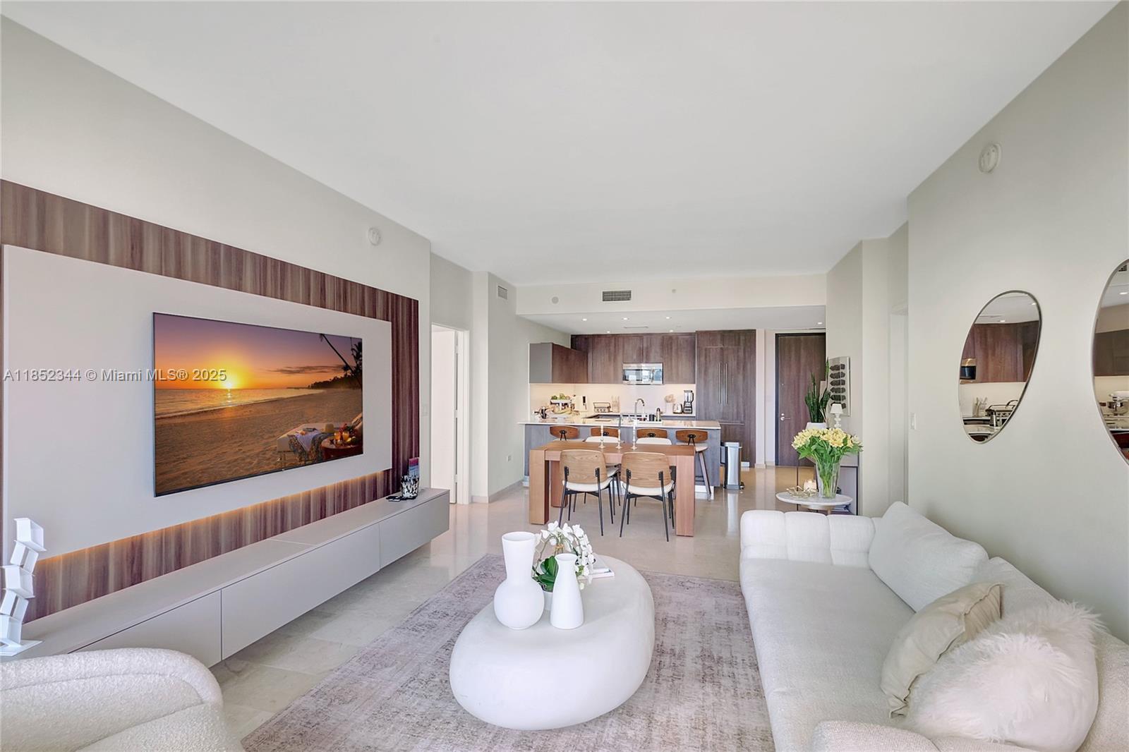 88 Southwest 7th Street, Unit 3003 Miami, FL 33130 - Photo 11 of 43