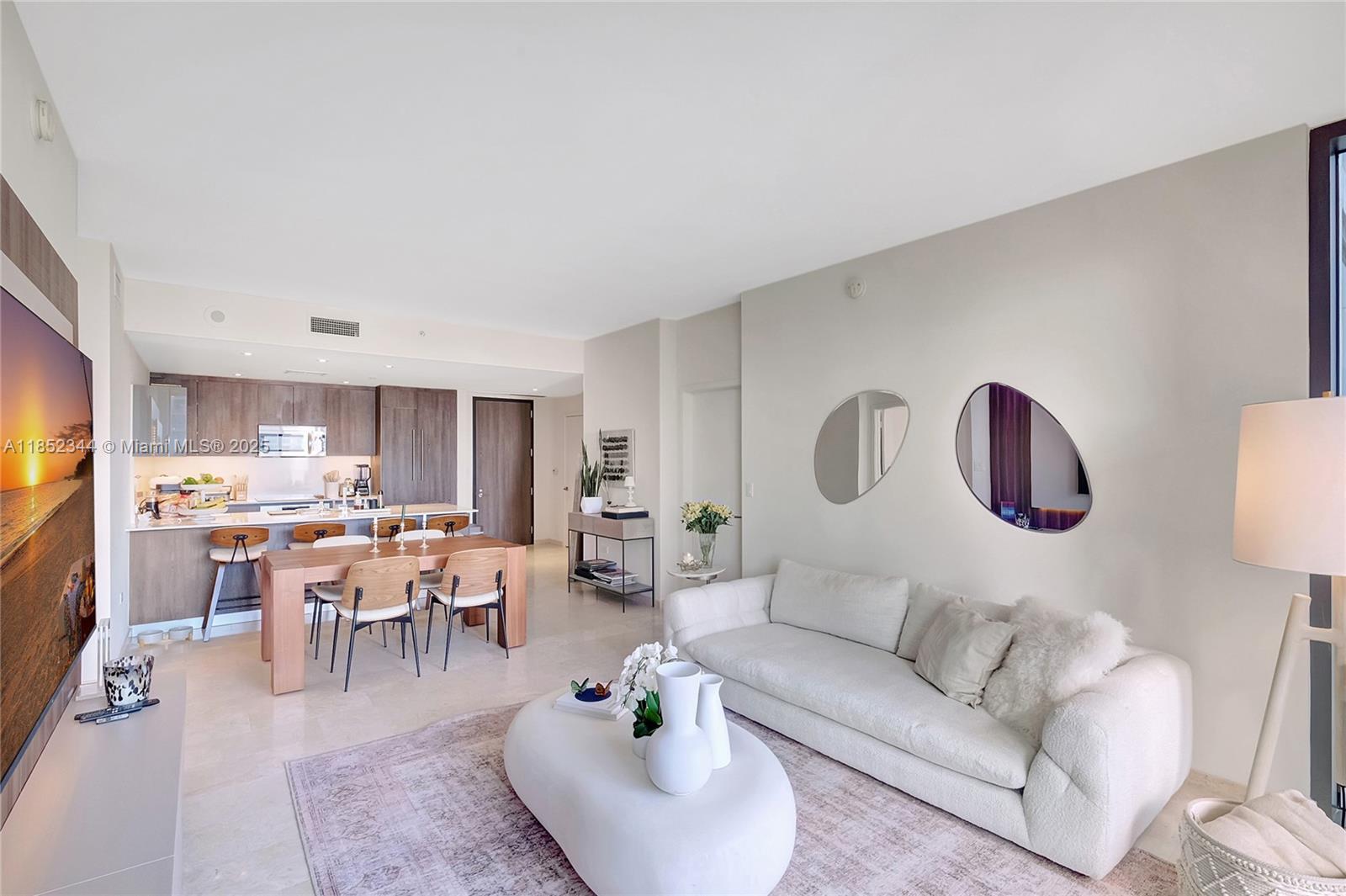 88 Southwest 7th Street, Unit 3003 Miami, FL 33130 - Photo 12 of 43