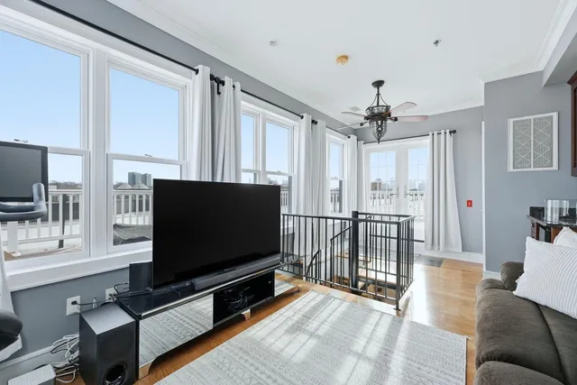 $6,900 | 904 Jefferson Street, Unit 6E, Hoboken, NJ 07030
