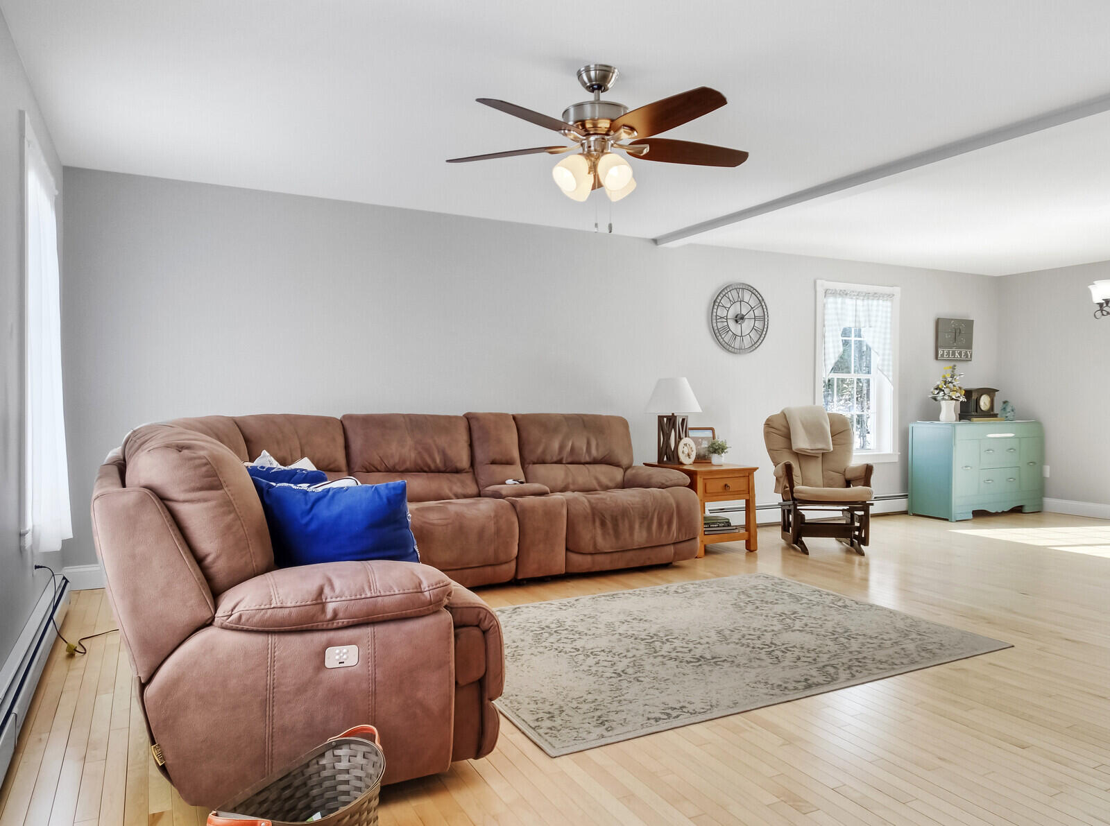 62 Richard Road Sidney, ME 04330 - Photo 17 of 47 living room