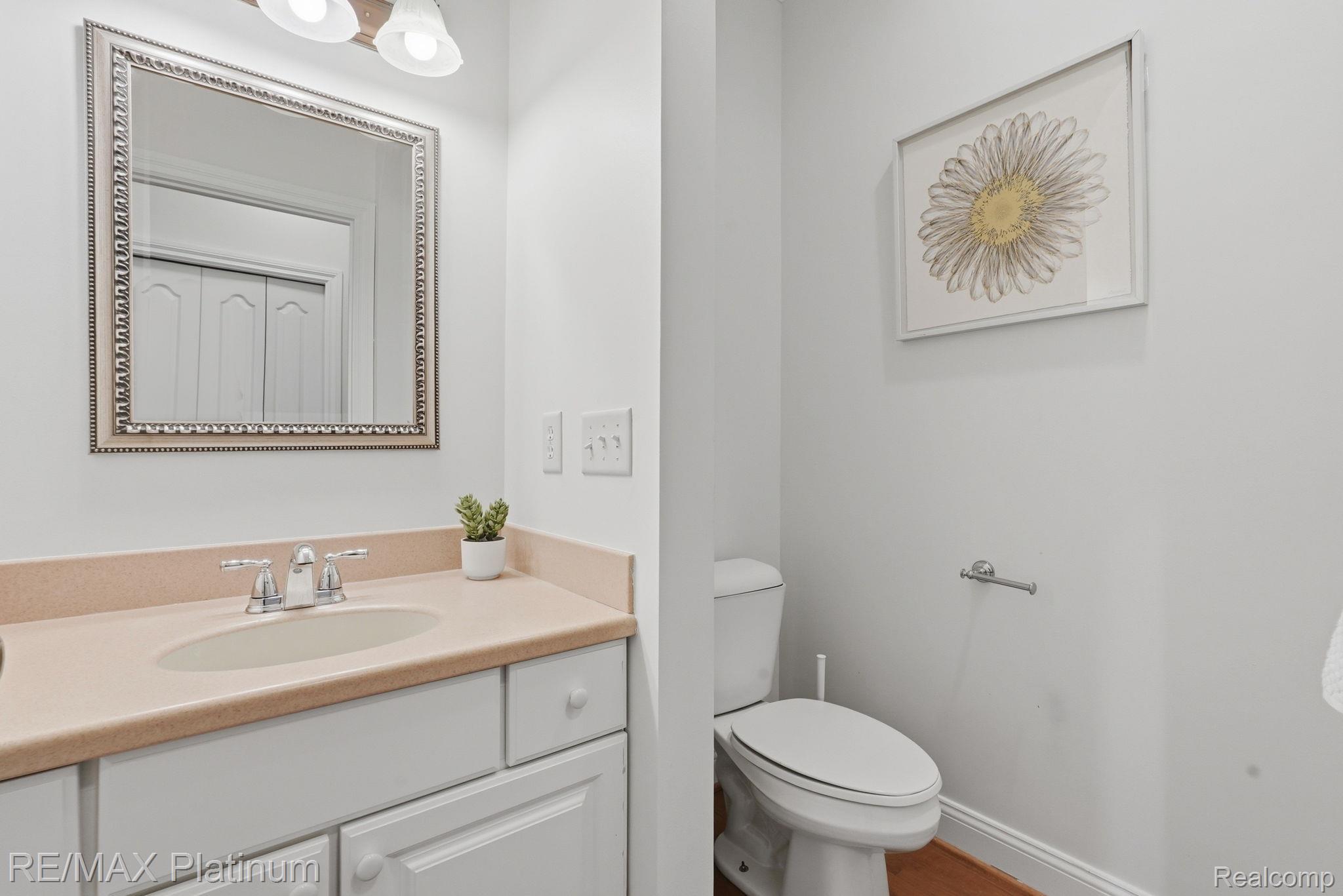 1713 Town Commons Drive Howell, MI 48855 - Photo 23 of 44 27-web-or-mls-1713_Town_Commons_Dr_027.jpg
